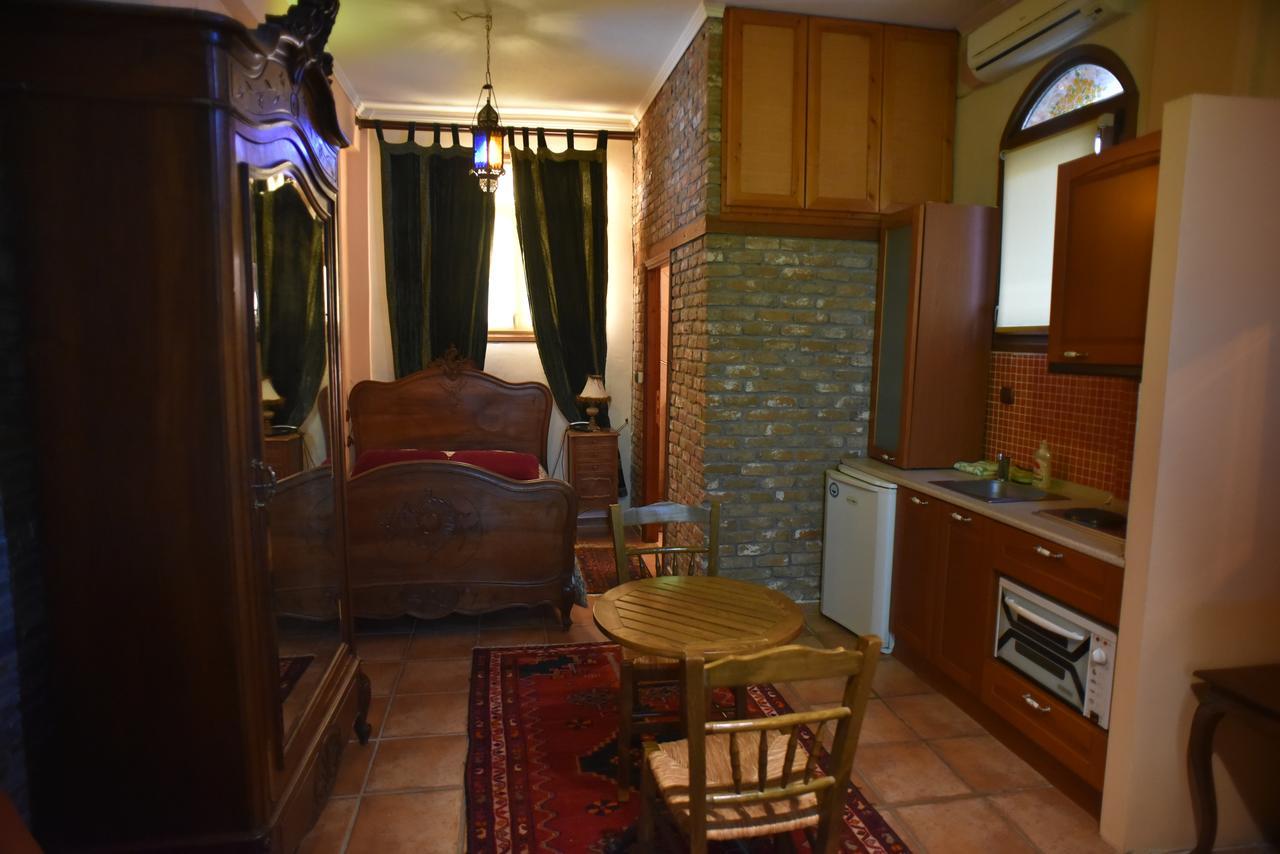 Santa Marina Guesthouse Káto Loutrákion Exteriér fotografie