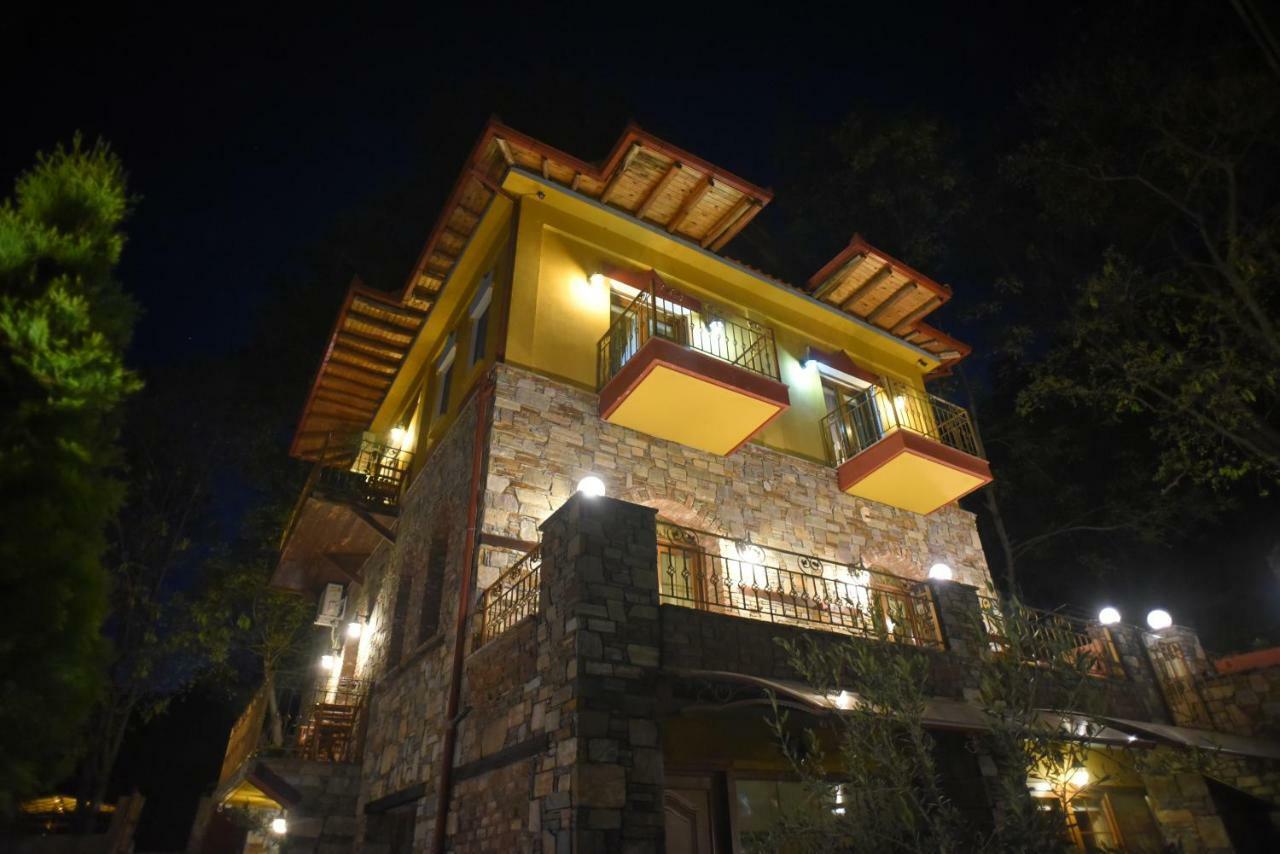 Santa Marina Guesthouse Káto Loutrákion Exteriér fotografie