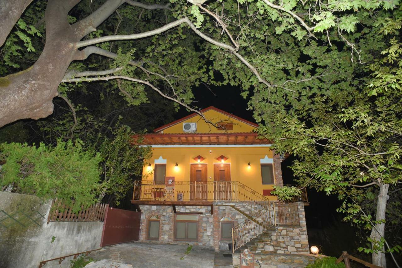 Santa Marina Guesthouse Káto Loutrákion Exteriér fotografie