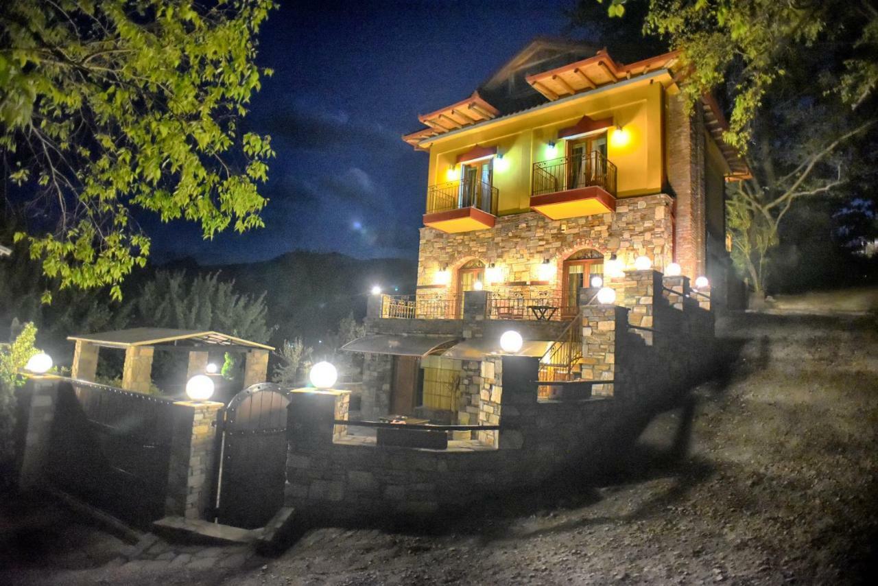 Santa Marina Guesthouse Káto Loutrákion Exteriér fotografie