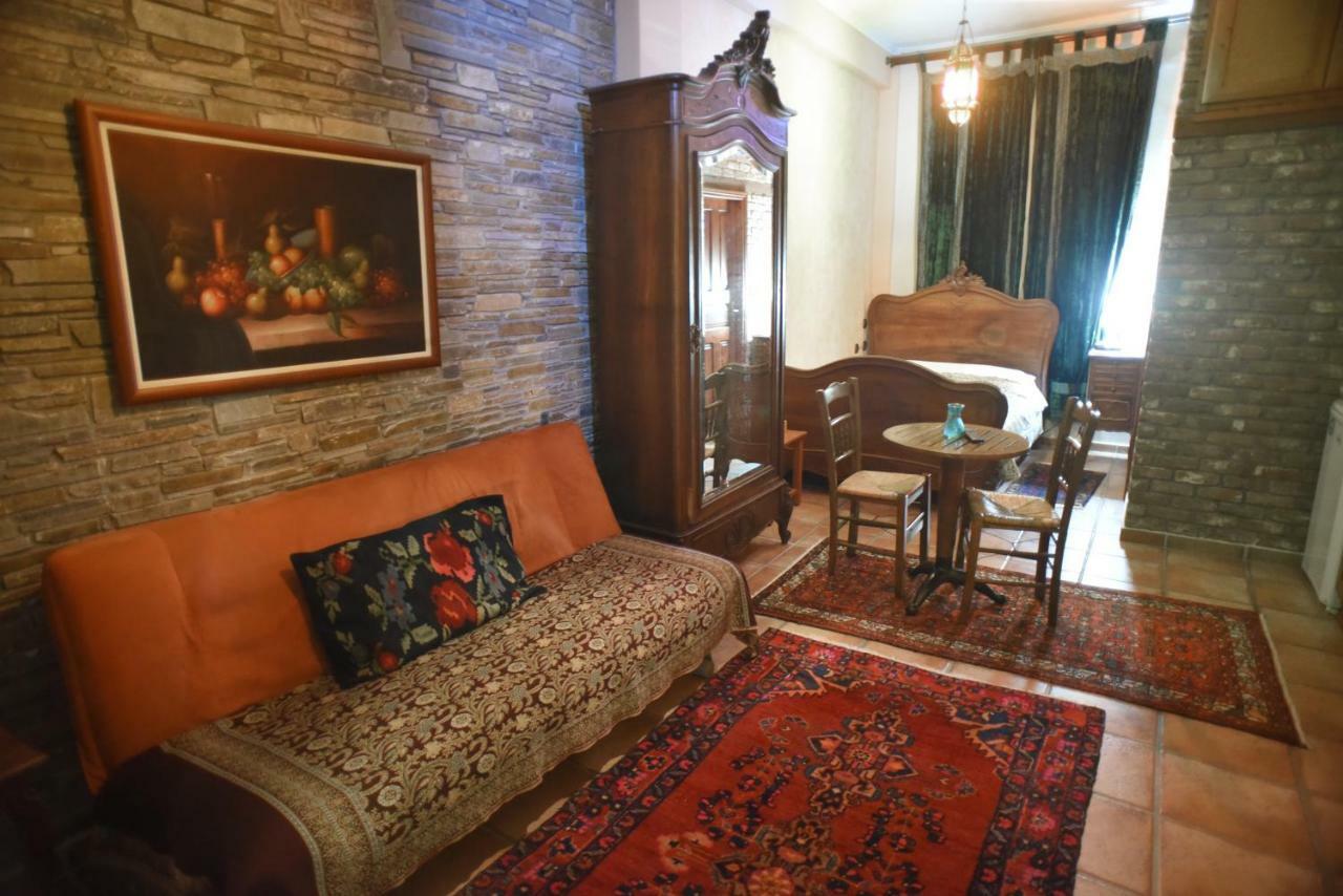 Santa Marina Guesthouse Káto Loutrákion Exteriér fotografie