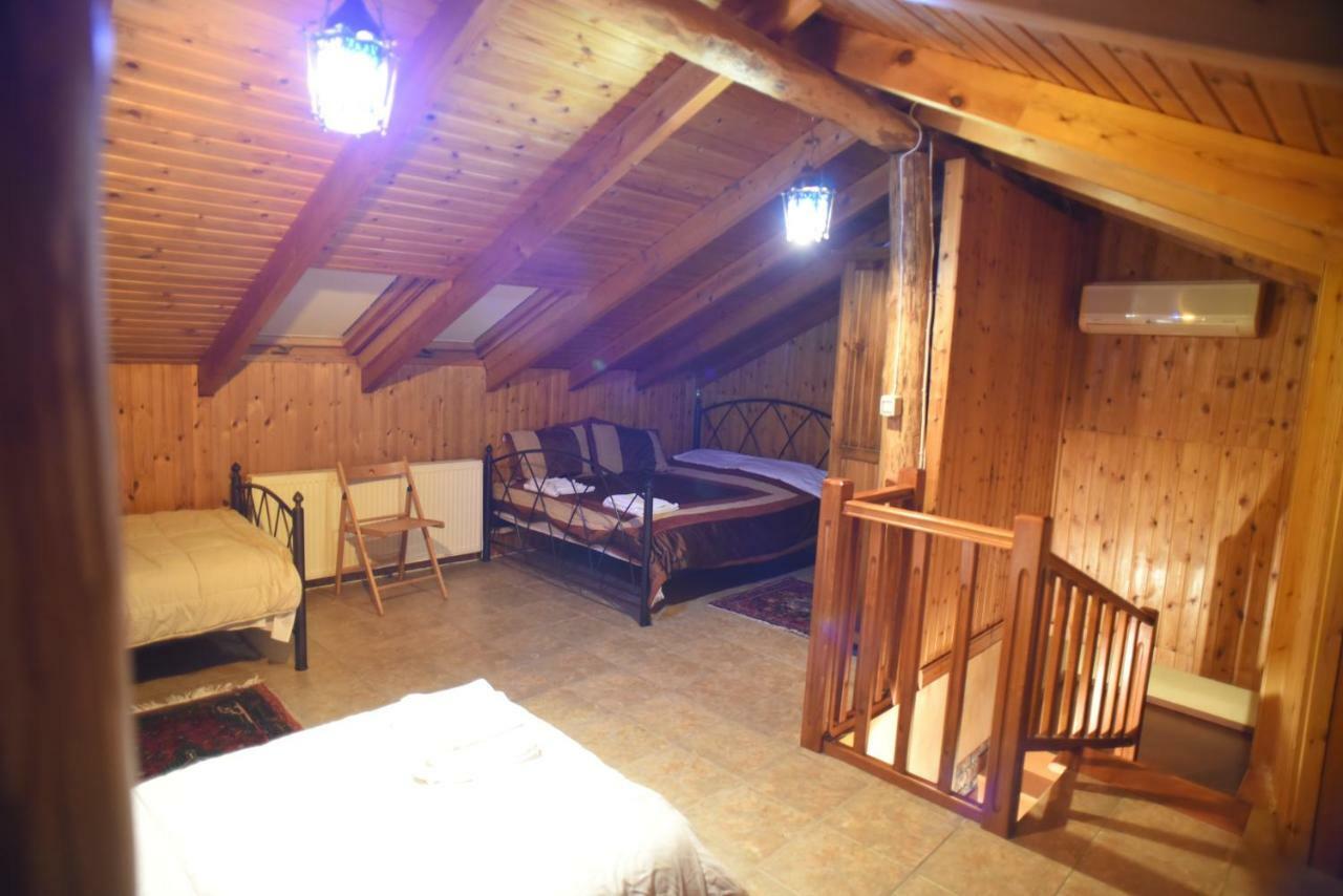 Santa Marina Guesthouse Káto Loutrákion Exteriér fotografie